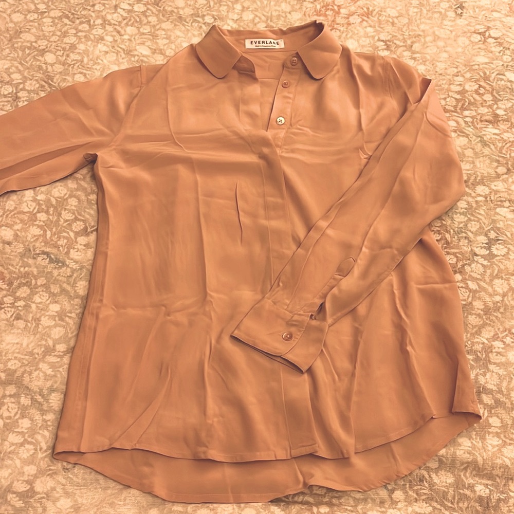 Everlane 100% Silk Blouse in Peach, Size Small